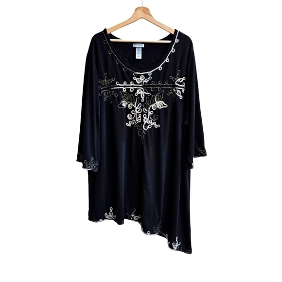 Embroidered Catherine's Tunic Shirt with Asymmetrical Hem, Size 3X - Picture 1 of 8